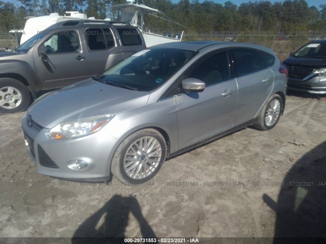 Photo 1 VIN: 1FAHP3M22CL230952 - FORD FOCUS 