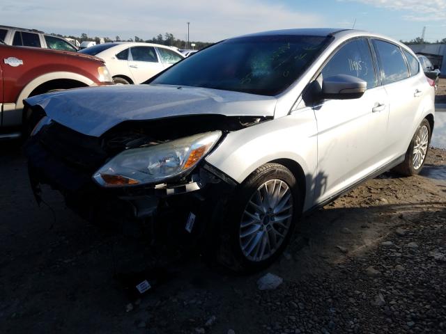 Photo 1 VIN: 1FAHP3M22CL423893 - FORD FOCUS SEL 