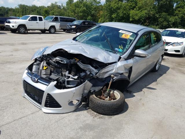 Photo 1 VIN: 1FAHP3M22CL475475 - FORD FOCUS SEL 