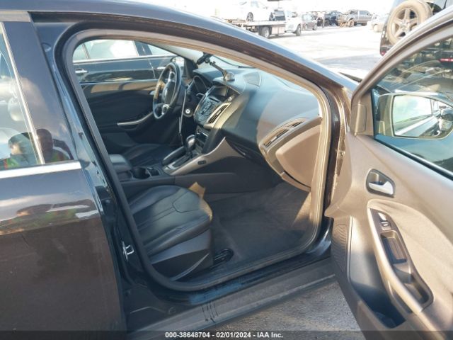 Photo 4 VIN: 1FAHP3M23CL109394 - FORD FOCUS 