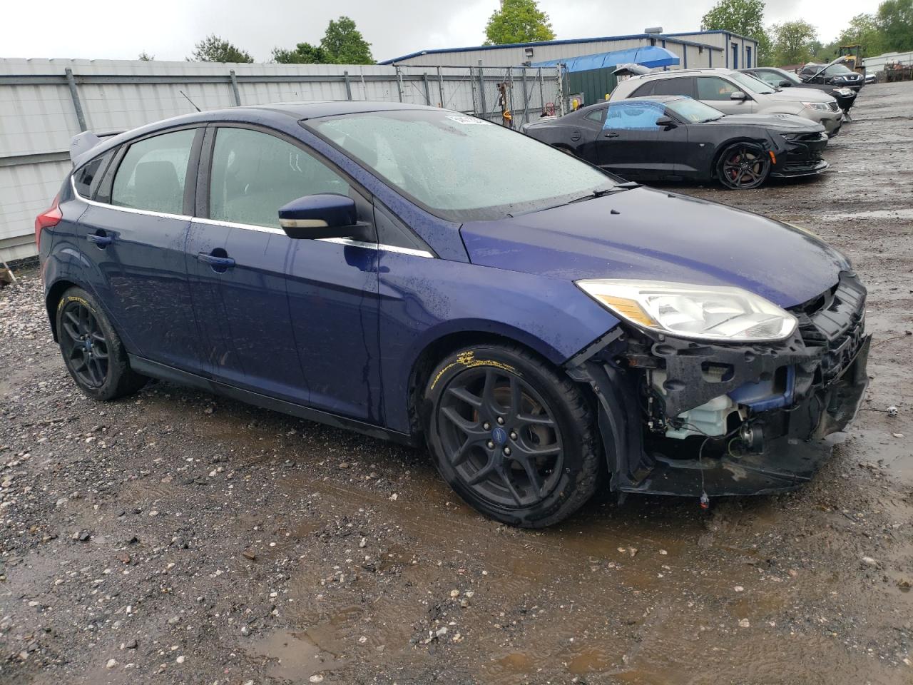 Photo 3 VIN: 1FAHP3M23CL150043 - FORD FOCUS 