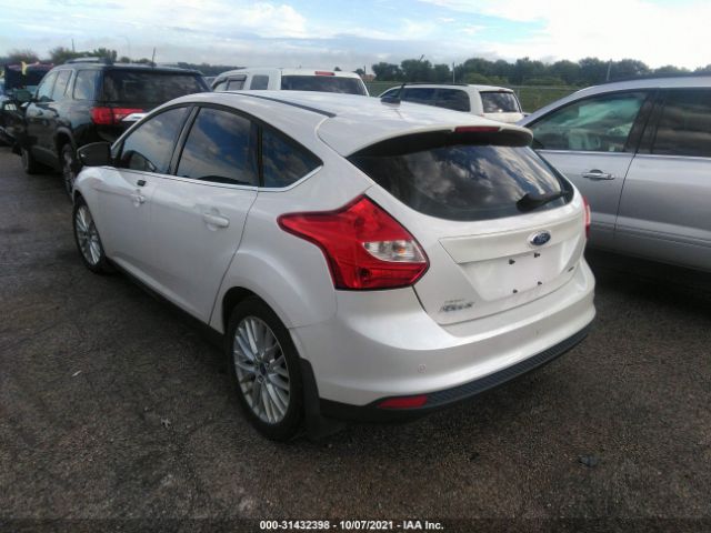 Photo 2 VIN: 1FAHP3M23CL210533 - FORD FOCUS 