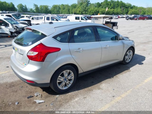 Photo 3 VIN: 1FAHP3M23CL234458 - FORD FOCUS 