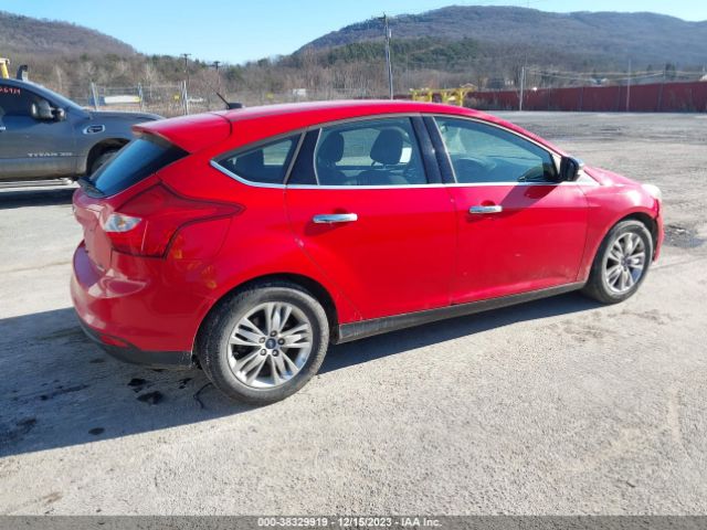 Photo 3 VIN: 1FAHP3M23CL373778 - FORD FOCUS 