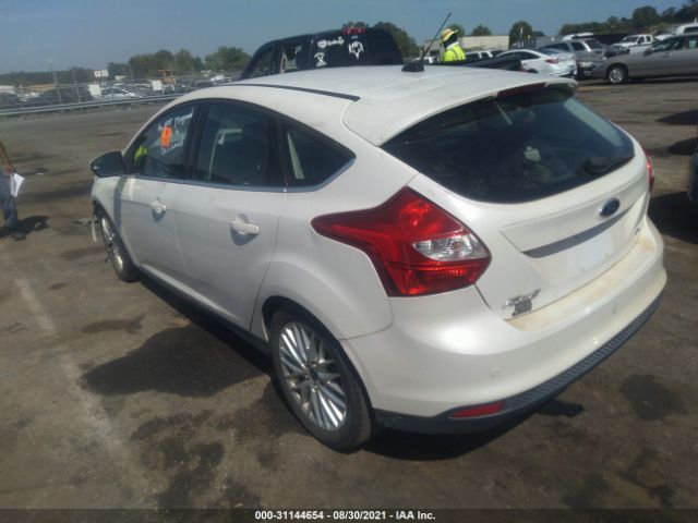 Photo 2 VIN: 1FAHP3M23CL374025 - FORD FOCUS 