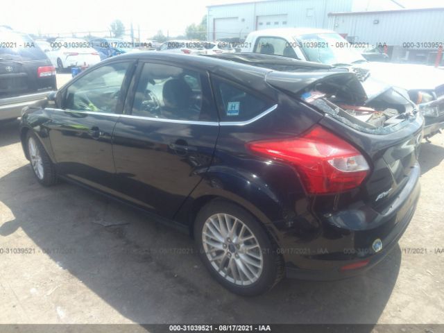 Photo 2 VIN: 1FAHP3M23CL414698 - FORD FOCUS 