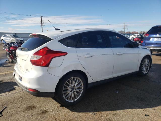 Photo 2 VIN: 1FAHP3M23CL436748 - FORD FOCUS 