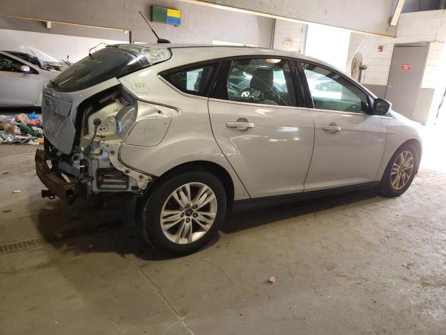 Photo 2 VIN: 1FAHP3M24CL124843 - FORD FOCUS 