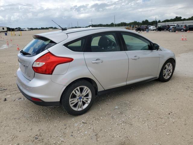 Photo 2 VIN: 1FAHP3M24CL207074 - FORD FOCUS 