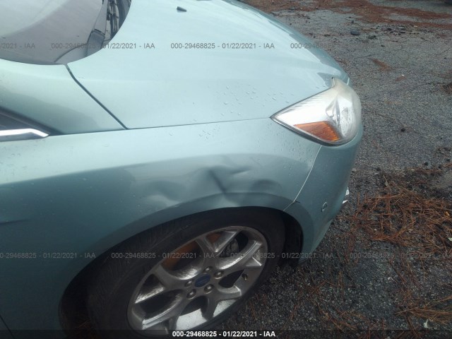 Photo 5 VIN: 1FAHP3M24CL230743 - FORD FOCUS 