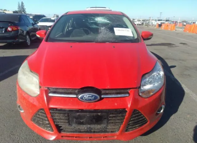 Photo 5 VIN: 1FAHP3M24CL316859 - FORD FOCUS 