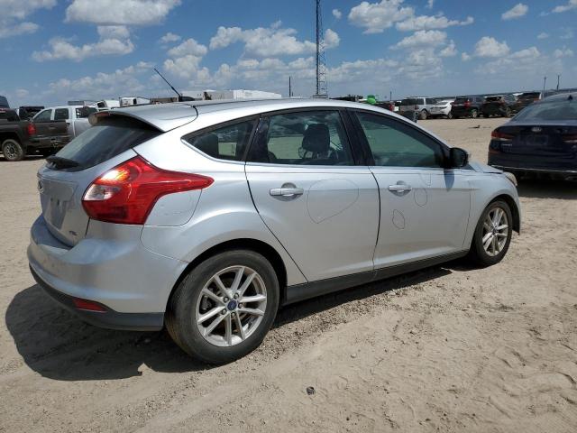 Photo 2 VIN: 1FAHP3M24CL374941 - FORD FOCUS 