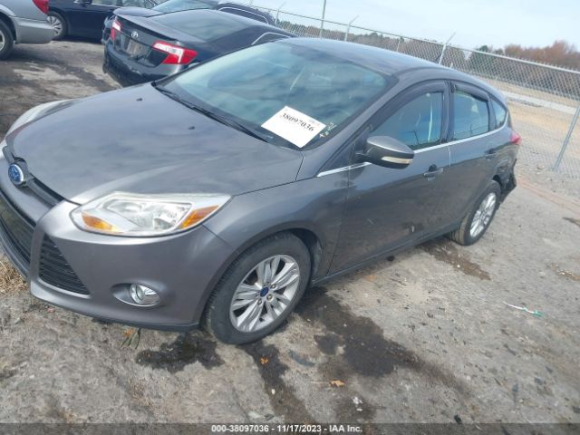 Photo 1 VIN: 1FAHP3M25CL311086 - FORD FOCUS 