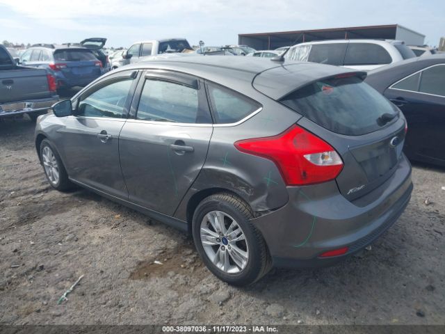 Photo 2 VIN: 1FAHP3M25CL311086 - FORD FOCUS 