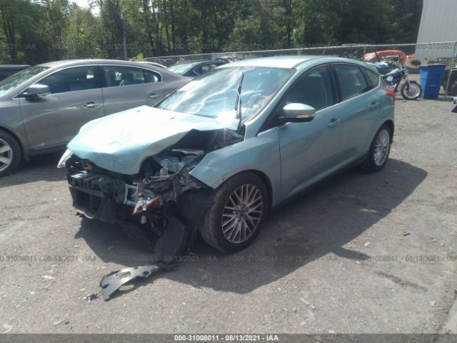 Photo 1 VIN: 1FAHP3M25CL327045 - FORD FOCUS 