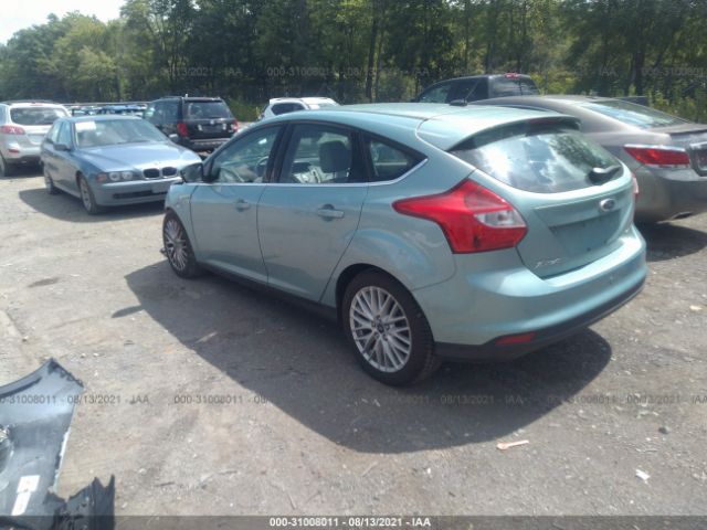 Photo 2 VIN: 1FAHP3M25CL327045 - FORD FOCUS 