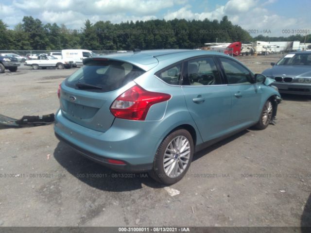 Photo 3 VIN: 1FAHP3M25CL327045 - FORD FOCUS 