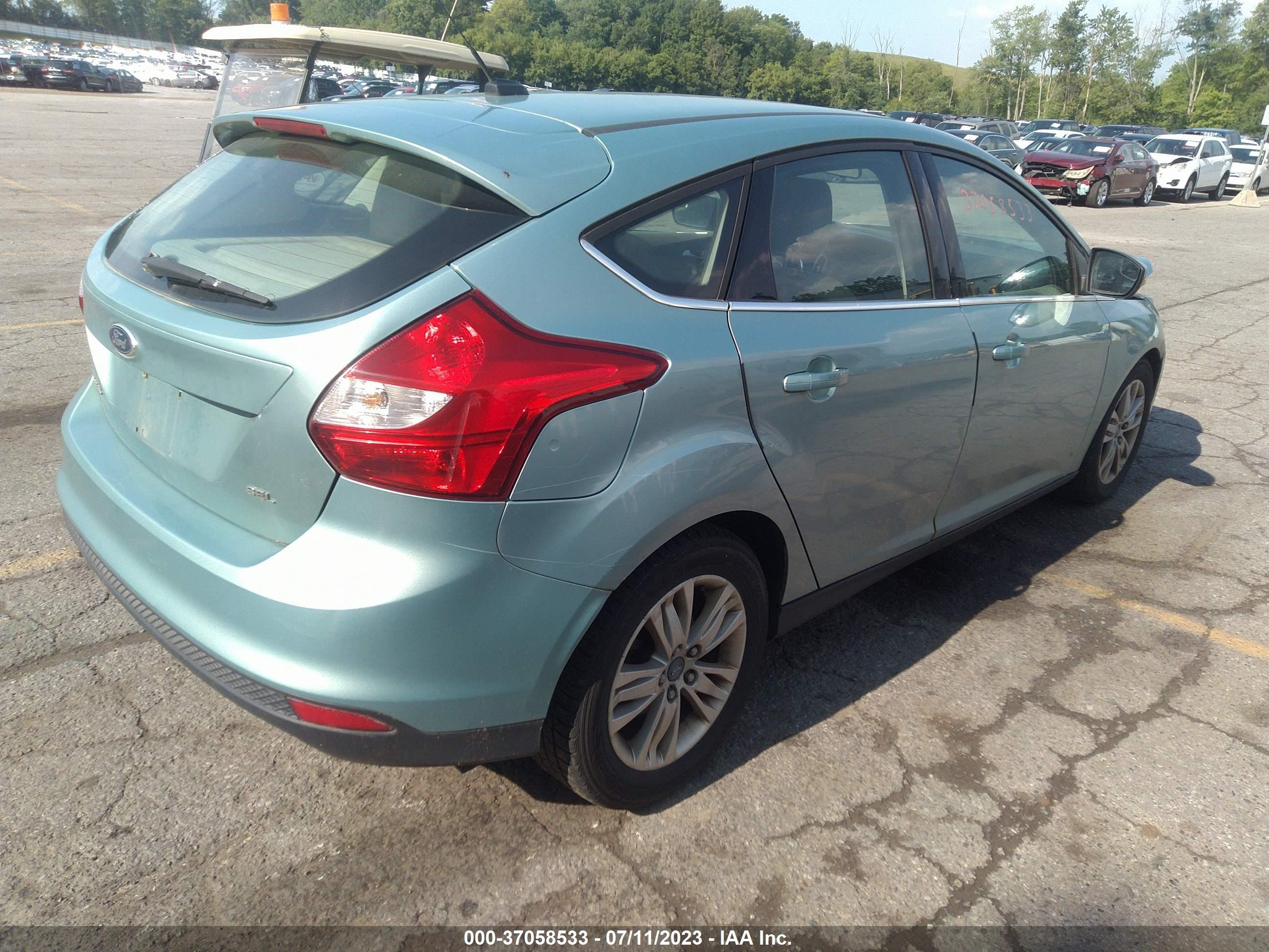 Photo 3 VIN: 1FAHP3M25CL363589 - FORD FOCUS 