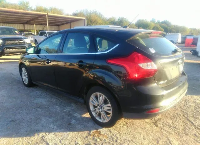 Photo 2 VIN: 1FAHP3M25CL405002 - FORD FOCUS 