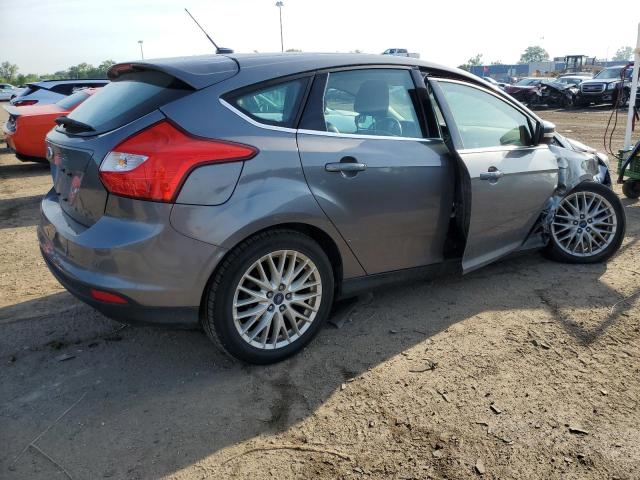 Photo 2 VIN: 1FAHP3M26CL140140 - FORD FOCUS 