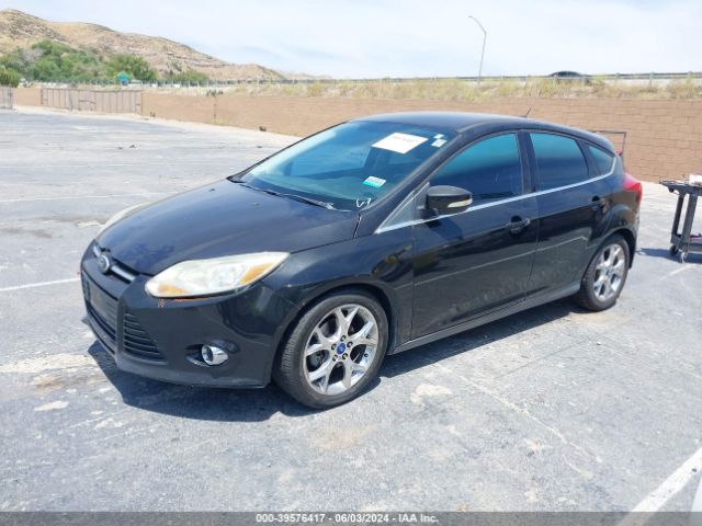 Photo 1 VIN: 1FAHP3M26CL175048 - FORD FOCUS 