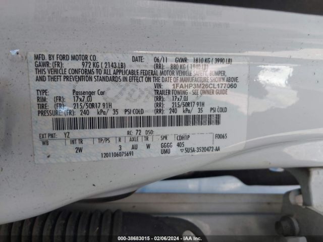 Photo 8 VIN: 1FAHP3M26CL177060 - FORD FOCUS 