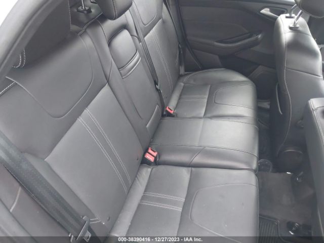 Photo 7 VIN: 1FAHP3M26CL353086 - FORD FOCUS 