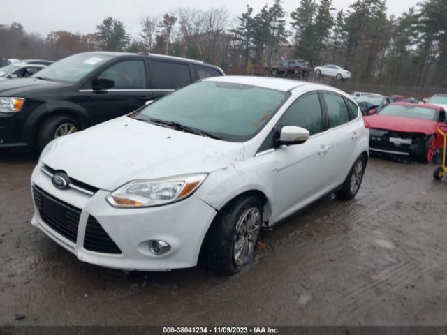 Photo 5 VIN: 1FAHP3M26CL375007 - FORD FOCUS 