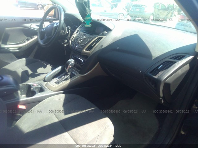 Photo 4 VIN: 1FAHP3M26CL386783 - FORD FOCUS 