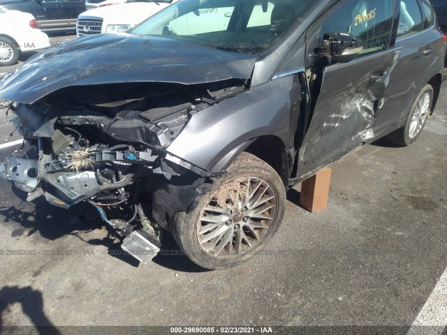 Photo 5 VIN: 1FAHP3M26CL441295 - FORD FOCUS 