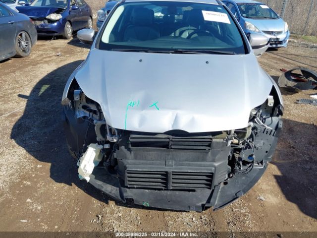 Photo 5 VIN: 1FAHP3M26CL445637 - FORD FOCUS 