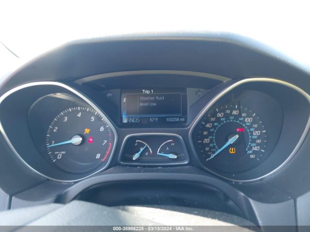 Photo 6 VIN: 1FAHP3M26CL445637 - FORD FOCUS 