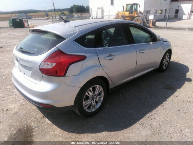 Photo 3 VIN: 1FAHP3M27CL142110 - FORD FOCUS 