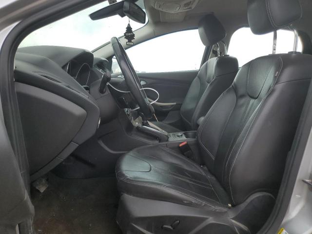 Photo 6 VIN: 1FAHP3M27CL143581 - FORD FOCUS 