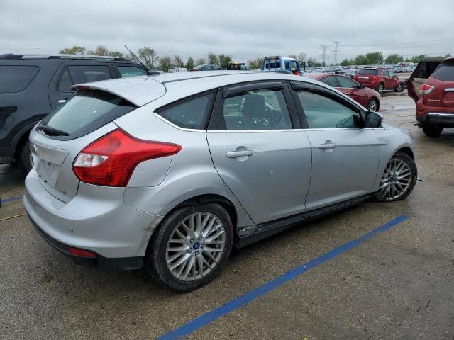 Photo 2 VIN: 1FAHP3M27CL266233 - FORD FOCUS 