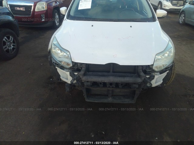 Photo 5 VIN: 1FAHP3M27CL353324 - FORD FOCUS 