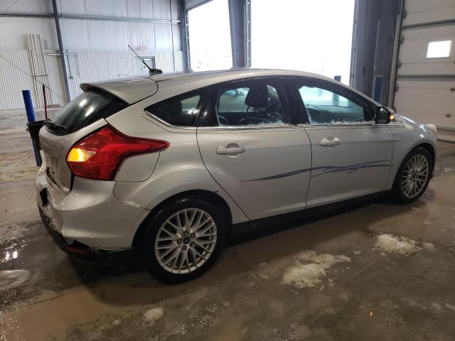 Photo 2 VIN: 1FAHP3M27CL362427 - FORD FOCUS 