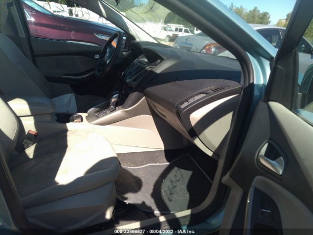 Photo 4 VIN: 1FAHP3M27CL363593 - FORD FOCUS 