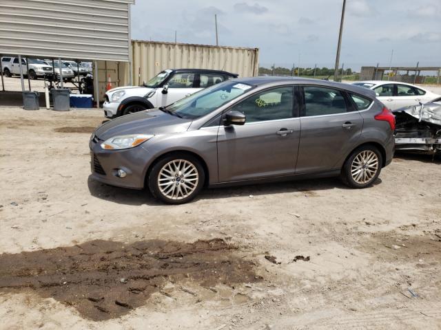 Photo 1 VIN: 1FAHP3M27CL367126 - FORD FOCUS SEL 