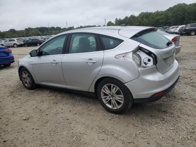 Photo 1 VIN: 1FAHP3M27CL439121 - FORD FOCUS SEL 