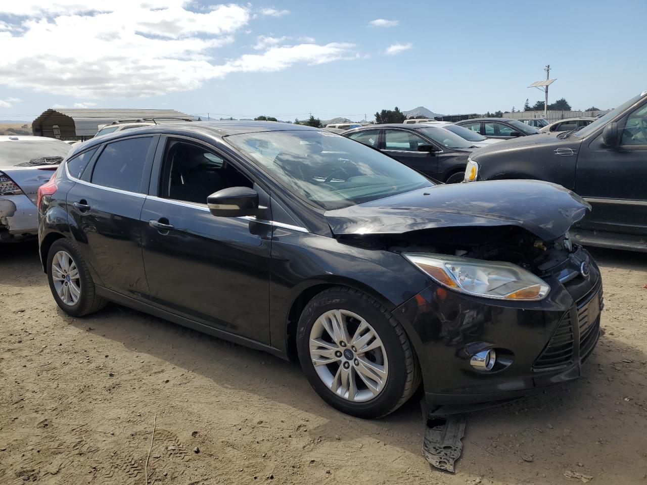 Photo 3 VIN: 1FAHP3M28CL168229 - FORD FOCUS 