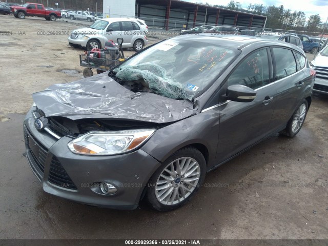 Photo 1 VIN: 1FAHP3M28CL260781 - FORD FOCUS 