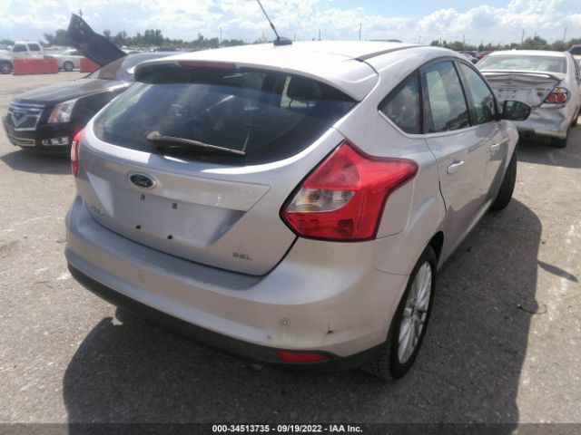 Photo 3 VIN: 1FAHP3M28CL357995 - FORD FOCUS 