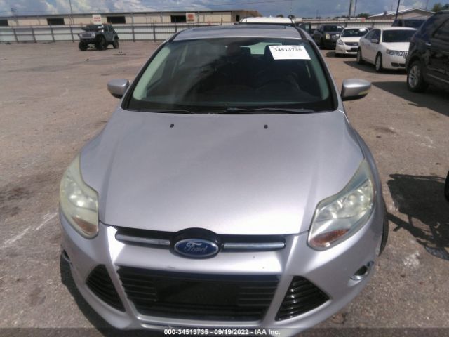 Photo 5 VIN: 1FAHP3M28CL357995 - FORD FOCUS 