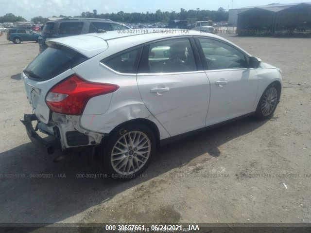 Photo 3 VIN: 1FAHP3M28CL367149 - FORD FOCUS 