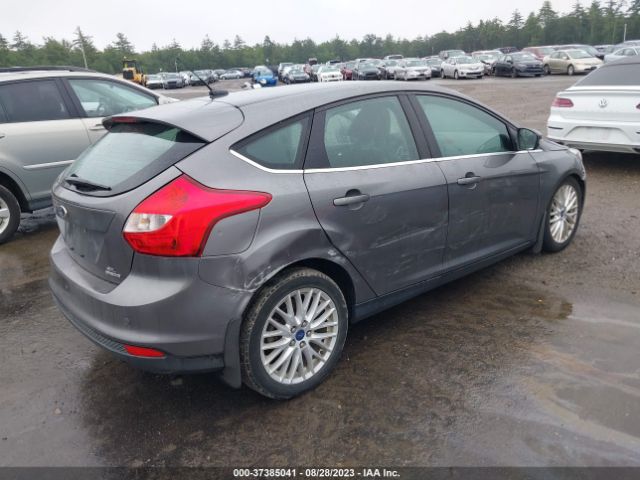 Photo 3 VIN: 1FAHP3M28CL412641 - FORD FOCUS 