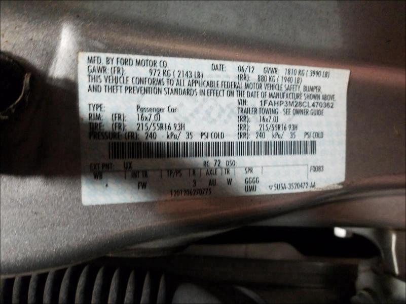 Photo 9 VIN: 1FAHP3M28CL470362 - FORD FOCUS SEL 