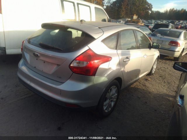 Photo 3 VIN: 1FAHP3M29CL206583 - FORD FOCUS 