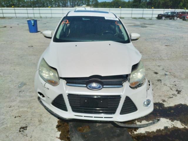 Photo 4 VIN: 1FAHP3M29CL224761 - FORD FOCUS SEL 