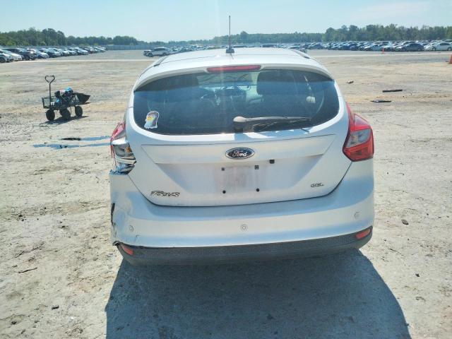 Photo 5 VIN: 1FAHP3M29CL224761 - FORD FOCUS SEL 